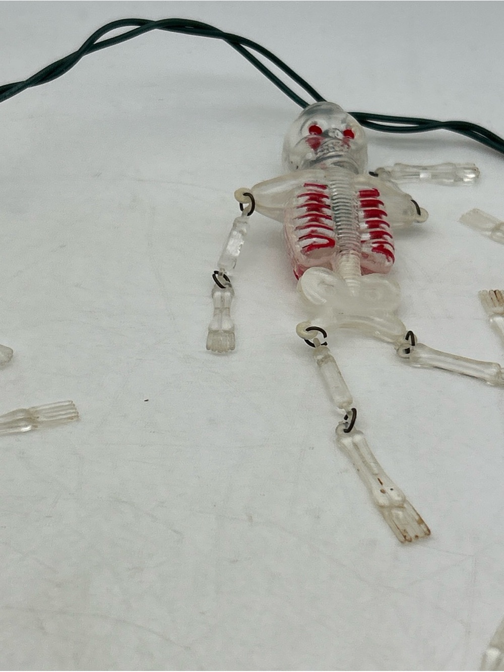 Vtg Blow Mold Halloween Skeleton String Lights Green Bulbs 9.5’(Missing 1 Arm) - Picture 8 of 9